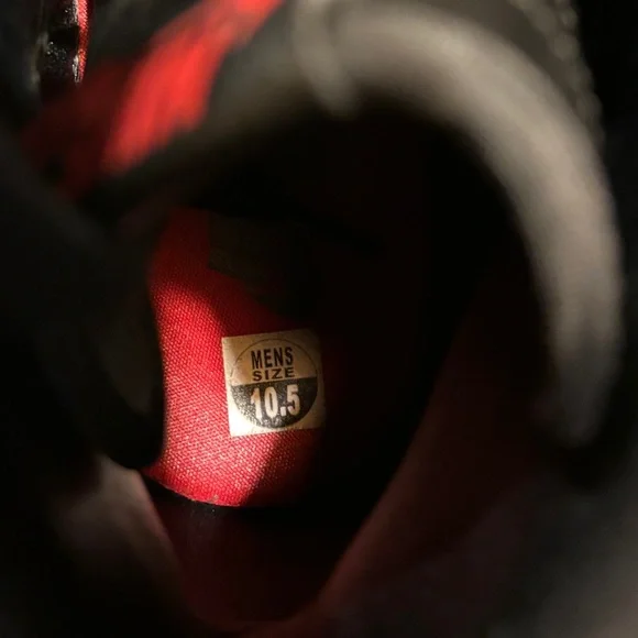 Jordan Air Jordan 1 Retro High OG 'Couture' Defiant